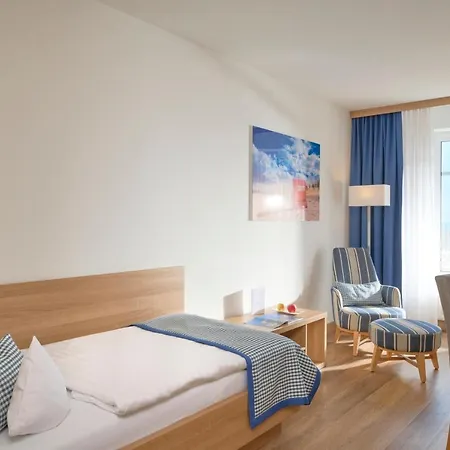 Bernstein Hotel 4*