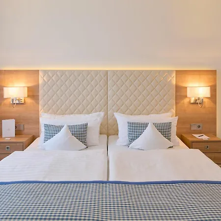 Bernstein Hotel