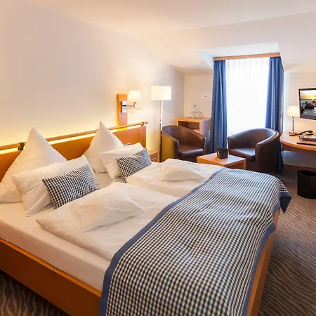 Bernstein Hotel 4*