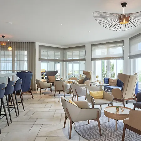 Bernstein Hotel 4*